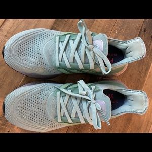 Adidas Ultraboost 21